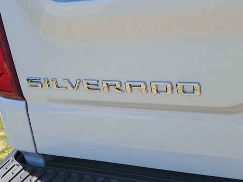 New 2026 Chevrolet Silverado 1500 High Country AWD/4WD image 8