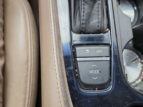 Used 2014 Cadillac CTS Luxury image 26