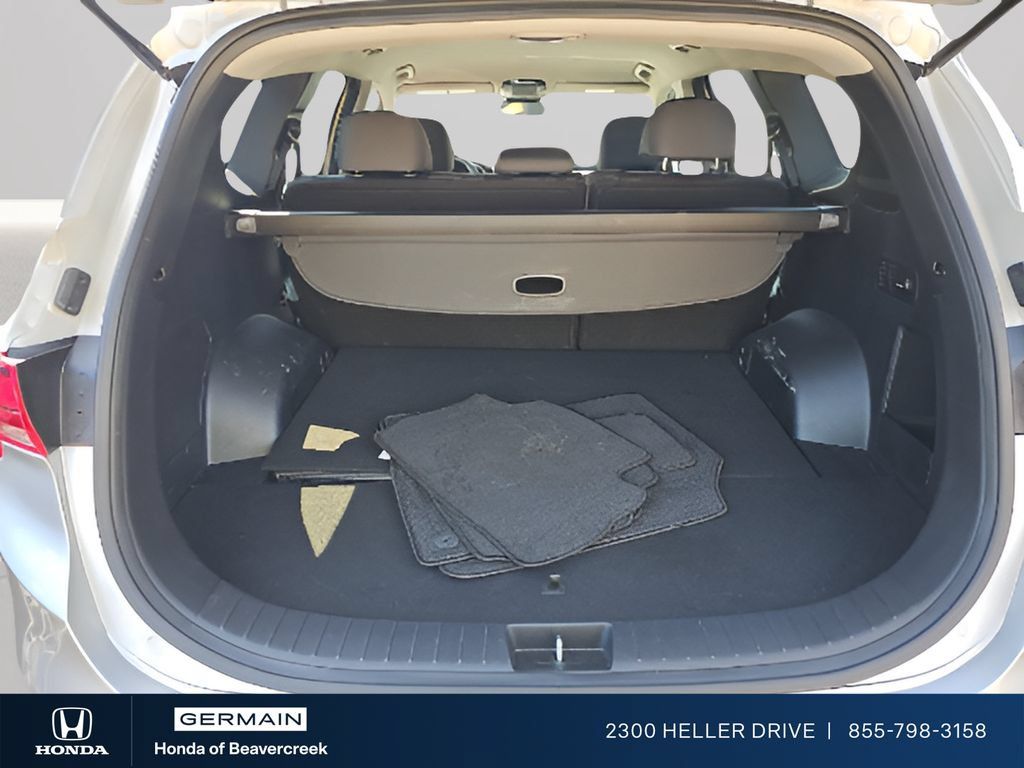Used 2022 Hyundai Santa Fe SE AWD/4WD image 12