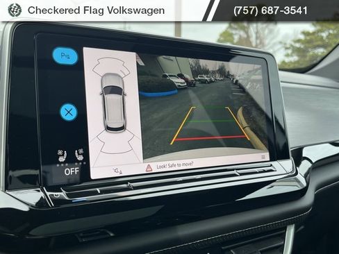 New 2026 Volkswagen Atlas Cross Sport SE image 41