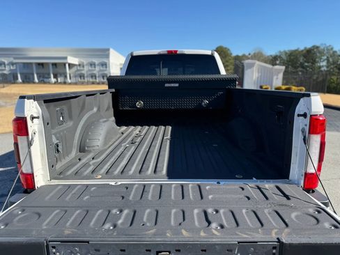 Used 2017 Ford F350 Platinum w/ Platinum Ultimate Package image 13