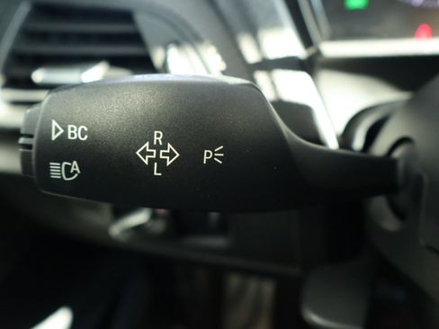 Used 2017 BMW M2 image 27