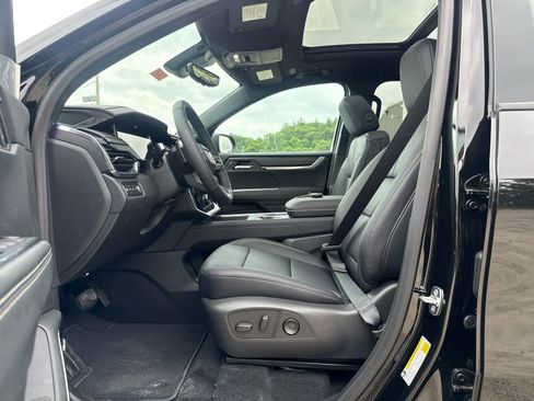 New 2026 GMC Acadia Elevation w/ Elevation Premium Package AWD/4WD image 14