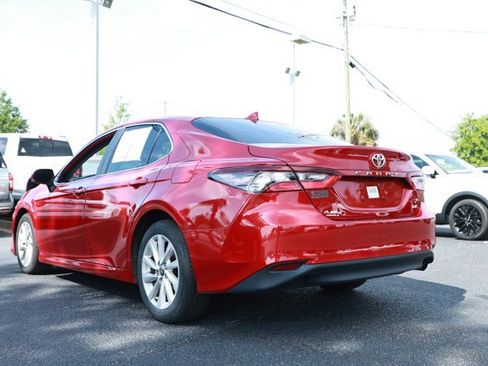 Used 2024 Toyota Camry LE w/ Convenience Package FWD image 8
