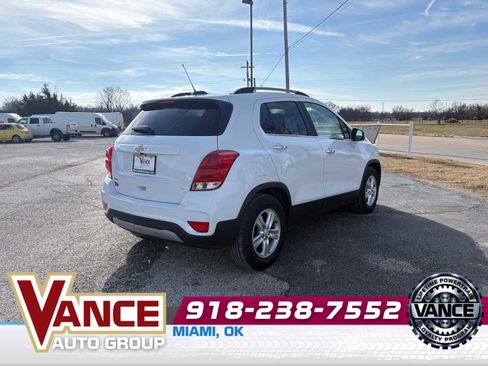 Used 2019 Chevrolet Trax LT w/ LT Convenience Package image 7