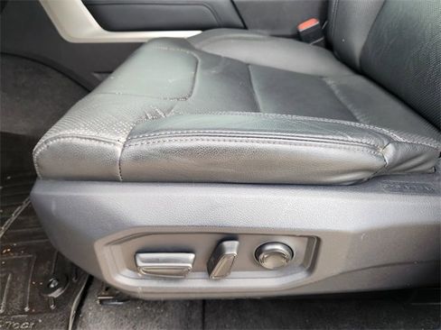 Used 2023 Toyota Tundra Limited image 25