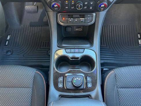 Used 2023 GMC Acadia AT4 AWD/4WD image 11