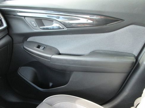 Certified 2026 Chevrolet TrailBlazer LT w/ LT Cold Weather Package FWD image 33