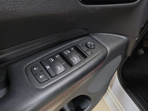 Certified 2025 Dodge Durango GT AWD/4WD image 14