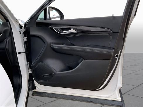 Used 2023 Buick Envision Essence FWD image 21