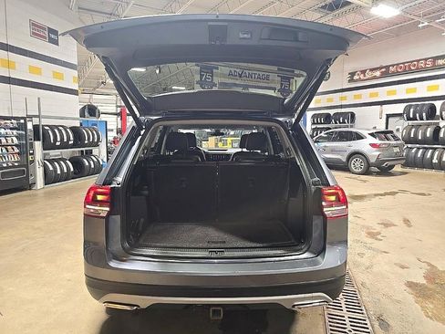 Used 2019 Volkswagen Atlas SE w/ Towing Package image 26