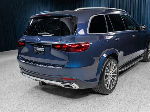 New 2026 Mercedes-Benz GLS 580 4MATIC image 5