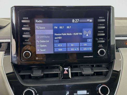 Used 2022 Toyota Corolla L image 17