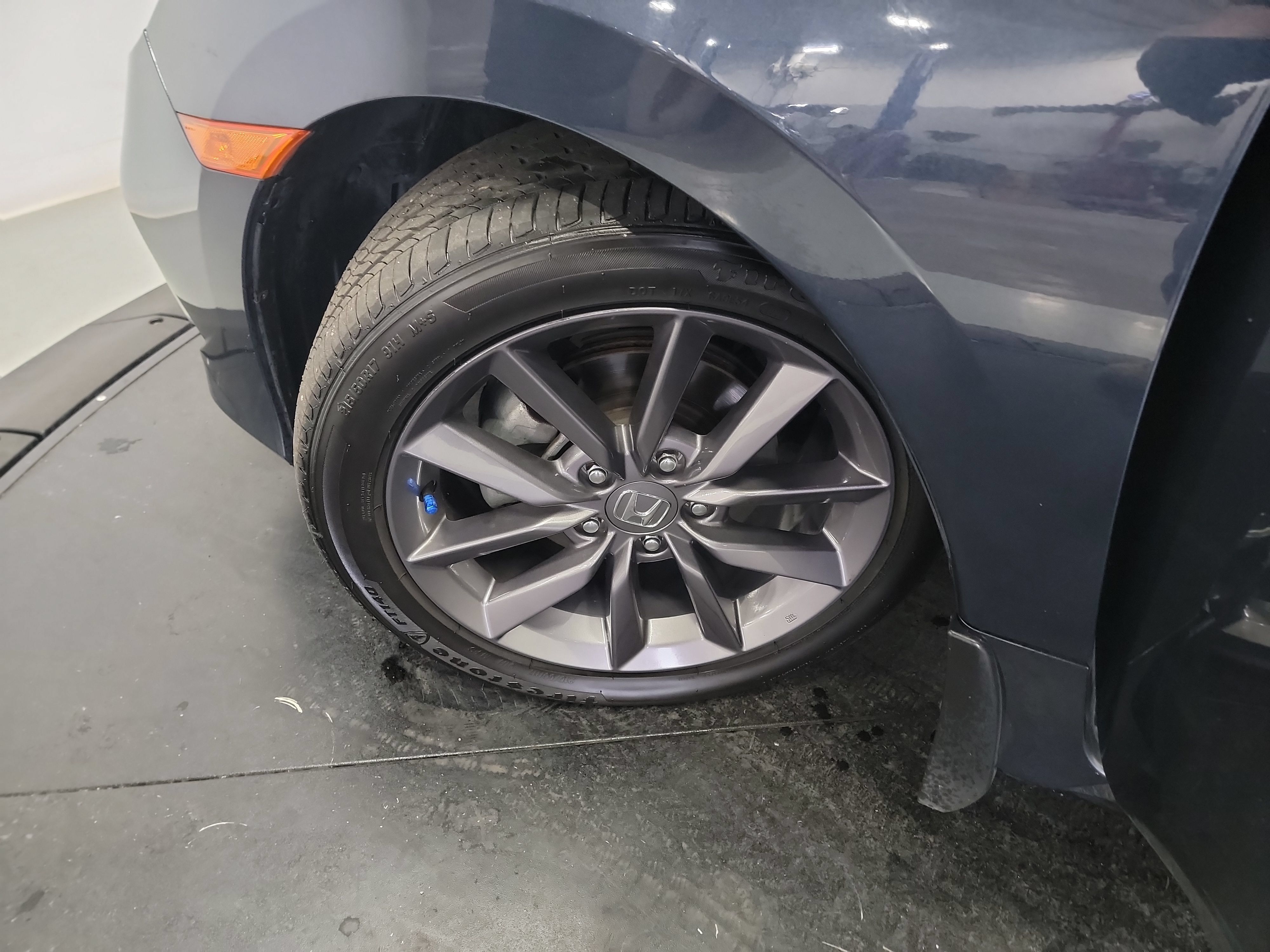Used 2021 Honda Civic EX image 30