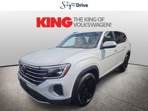 New 2026 Volkswagen Atlas SE image 1