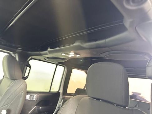 Used 2023 Jeep Wrangler Unlimited w/ 8.4" Radio Group image 12