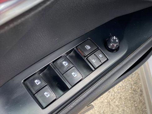 Certified 2020 Toyota Camry SE FWD image 24