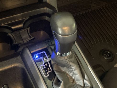 Used 2021 Toyota Tacoma TRD Off-Road w/ Technology Package image 26