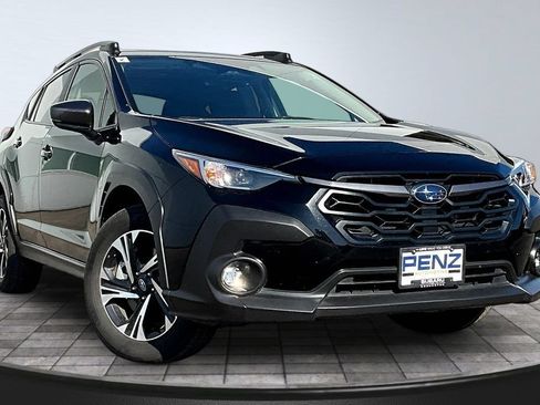 Used 2024 Subaru Crosstrek 2.0i Premium AWD/4WD image 3