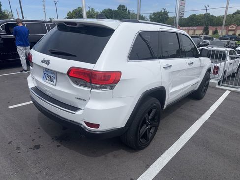 Used 2016 Jeep Grand Cherokee Limited AWD/4WD image 3