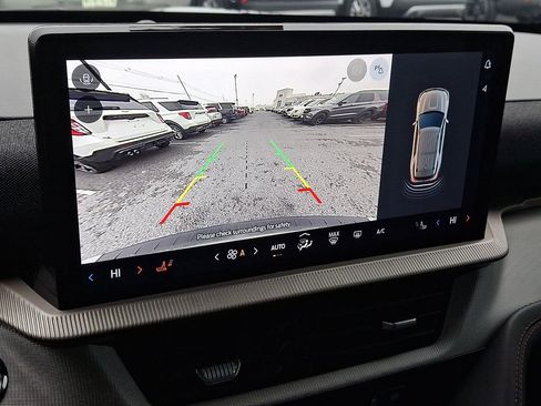 Certified 2025 Ford Explorer Active image 18