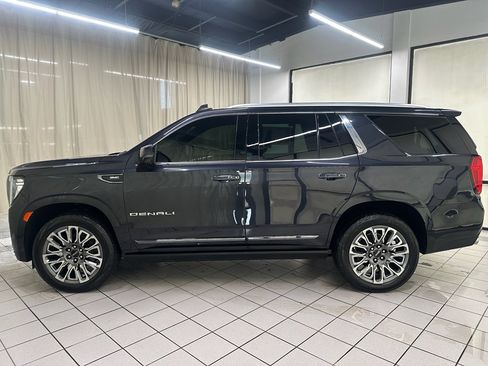 Used 2023 GMC Yukon Denali Ultimate image 11