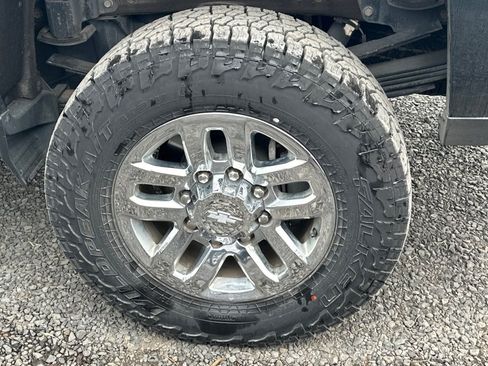 Used 2019 Chevrolet Silverado 3500 LT w/ All-Star Edition image 3