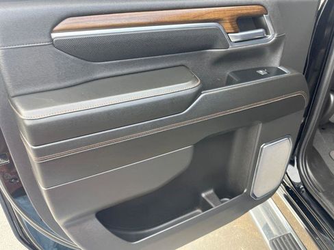 Used 2024 Chevrolet Silverado 3500 High Country w/ High Country Premium Package image 23