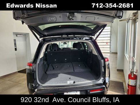 New 2026 Nissan Pathfinder SV image 10