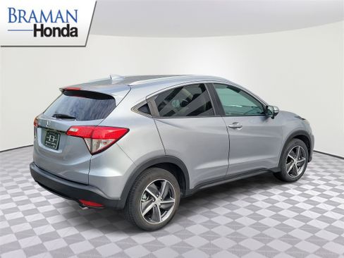Certified 2022 Honda HR-V EX-L image 3