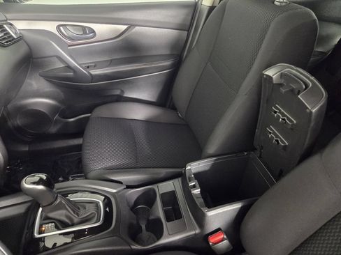 Used 2020 Nissan Rogue Sport S FWD image 20