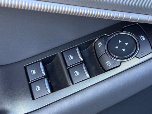 New 2026 Ford Explorer Active w/ Active Comfort Package image 20