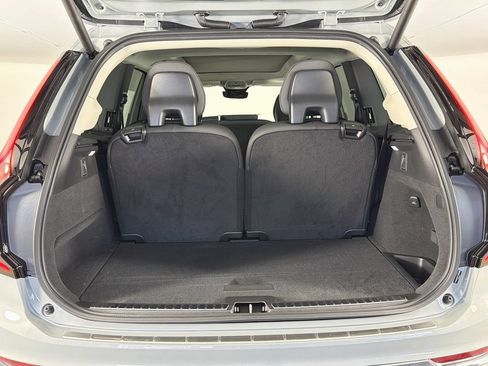 New 2026 Volvo XC90 B6 Plus w/ Protection Package Premier AWD/4WD image 28