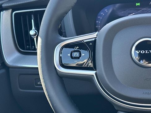 New 2026 Volvo XC60 T8 Ultra w/ Climate Package PRO AWD/4WD image 8