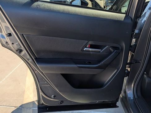 Certified 2025 MAZDA CX-50 AWD 2.5 S w/ Premium Package image 18