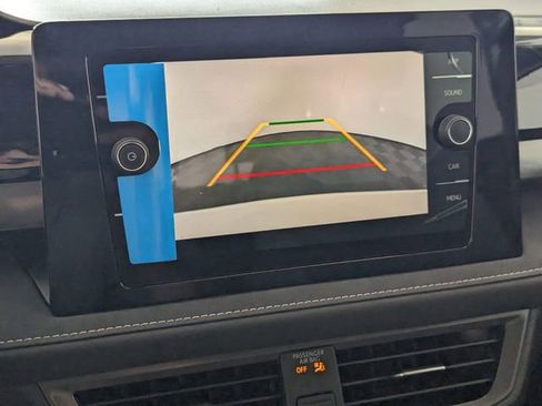 New 2026 Volkswagen Taos SE FWD image 15