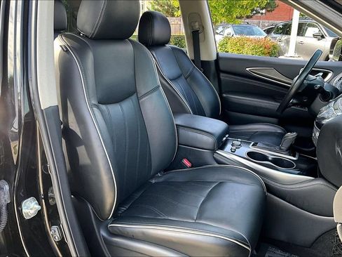 Certified 2019 INFINITI QX60 Luxe w/ Essential Package AWD/4WD image 28