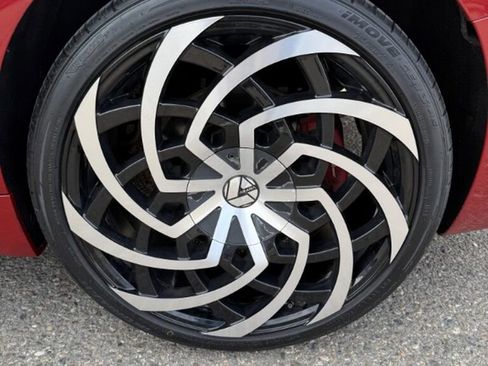 Used 2017 Alfa Romeo Giulia Ti w/ TI 19" Sport Package image 33