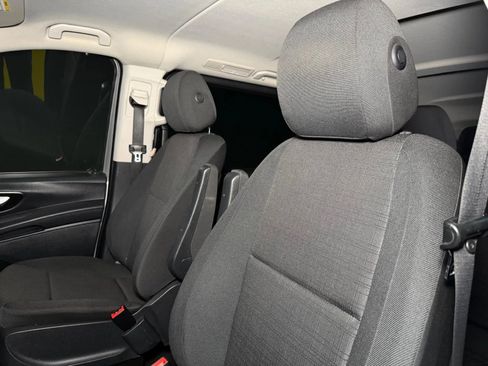Used 2016 Mercedes-Benz Metris Passenger w/ Driver Efficiency Package image 24