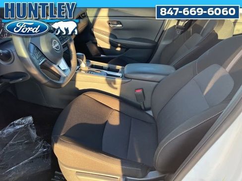 Used 2025 Nissan Sentra SV w/ All-Weather Package image 16