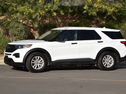 Used 2020 Ford Explorer 2WD image 6