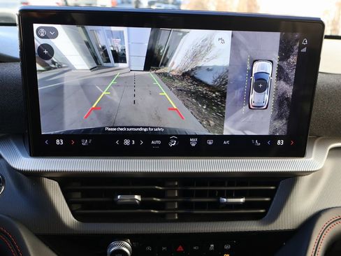 Used 2025 Ford Explorer ST-Line w/ ST-Line Street Pack image 28