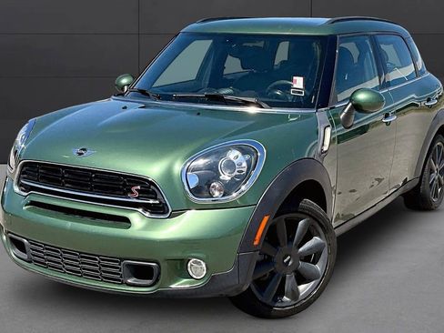Used 2015 MINI Cooper Countryman S FWD image 1