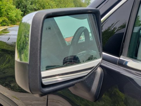 Used 2020 GMC Sierra 1500 Denali w/ Denali Ultimate Package AWD/4WD image 10