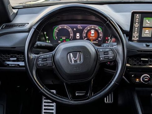 Used 2023 Honda Accord Sport image 11