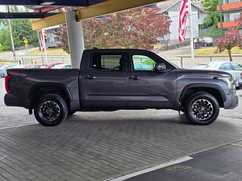 Used 2025 Toyota Tundra SR5 w/ TRD Off-Road Package AWD/4WD image 4