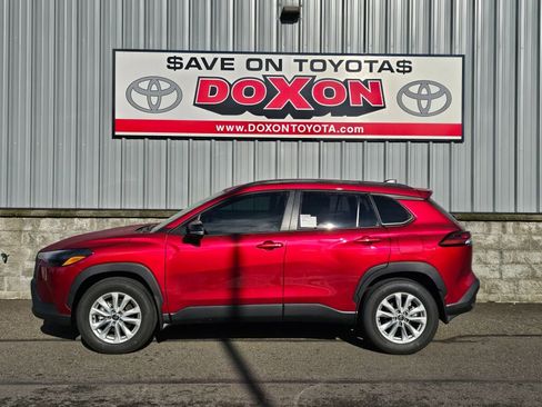 New 2026 Toyota Corolla Cross LE image 1
