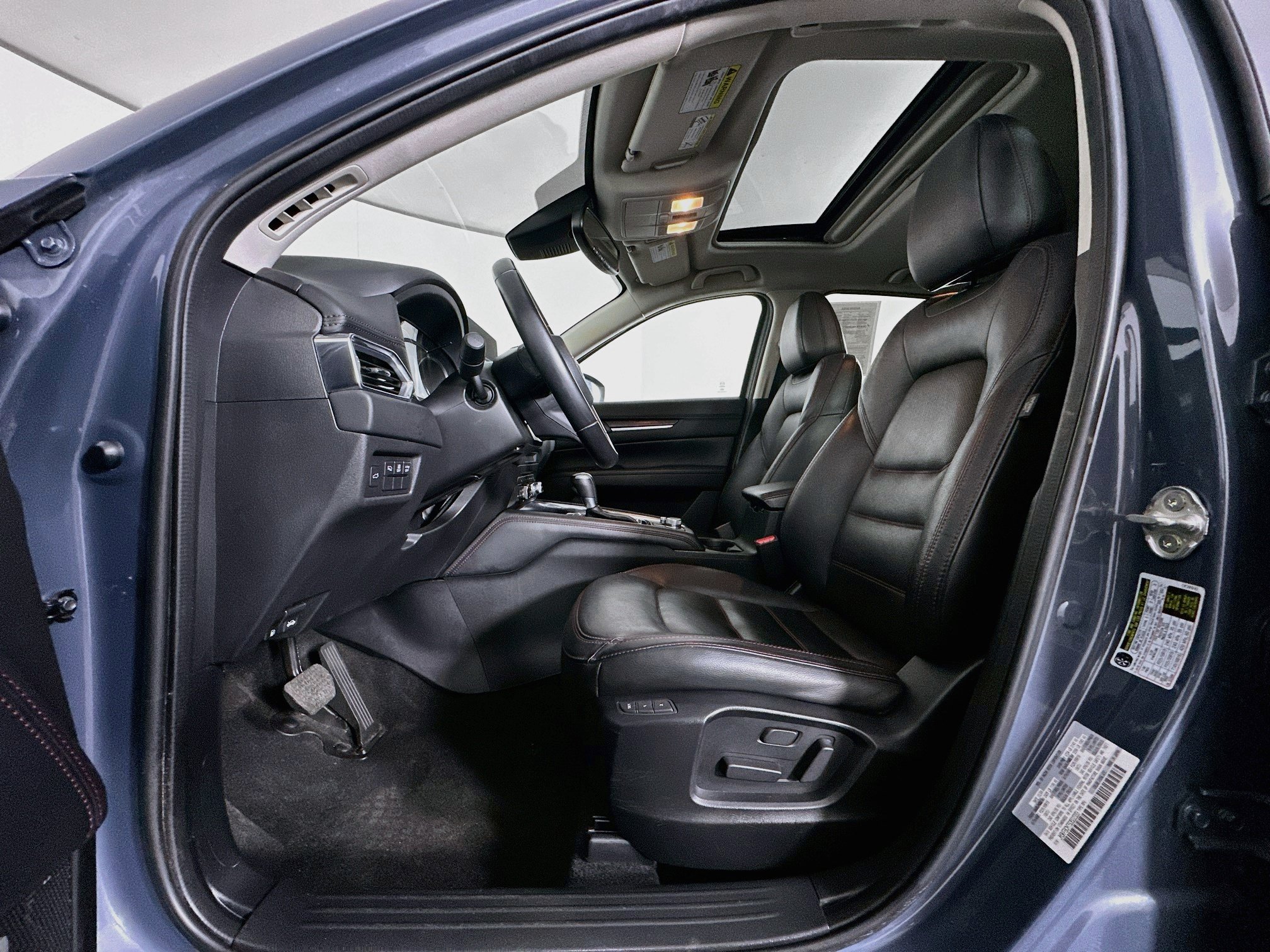 Used 2025 MAZDA CX-5 Carbon Edition AWD/4WD image 13