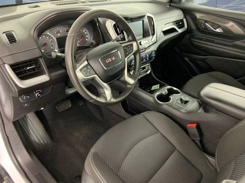 Used 2024 GMC Terrain SLE FWD image 21