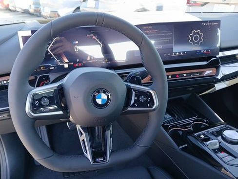 New 2026 BMW 530i image 21